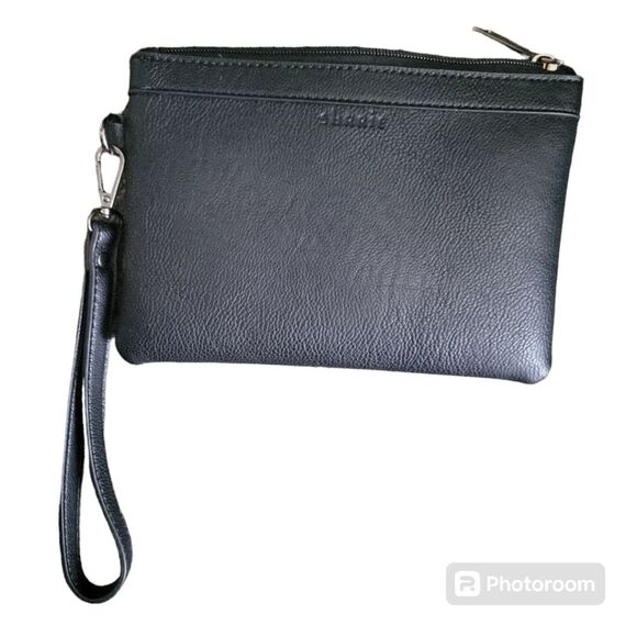 SHRRIE BLACK WRISTLET - Picture 1 of 6